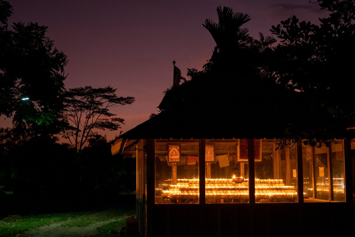 Lamp House merupakan bangunan dalam kompleks Biara Indonesia Tusita Vivaranacarana Vijayasraya.